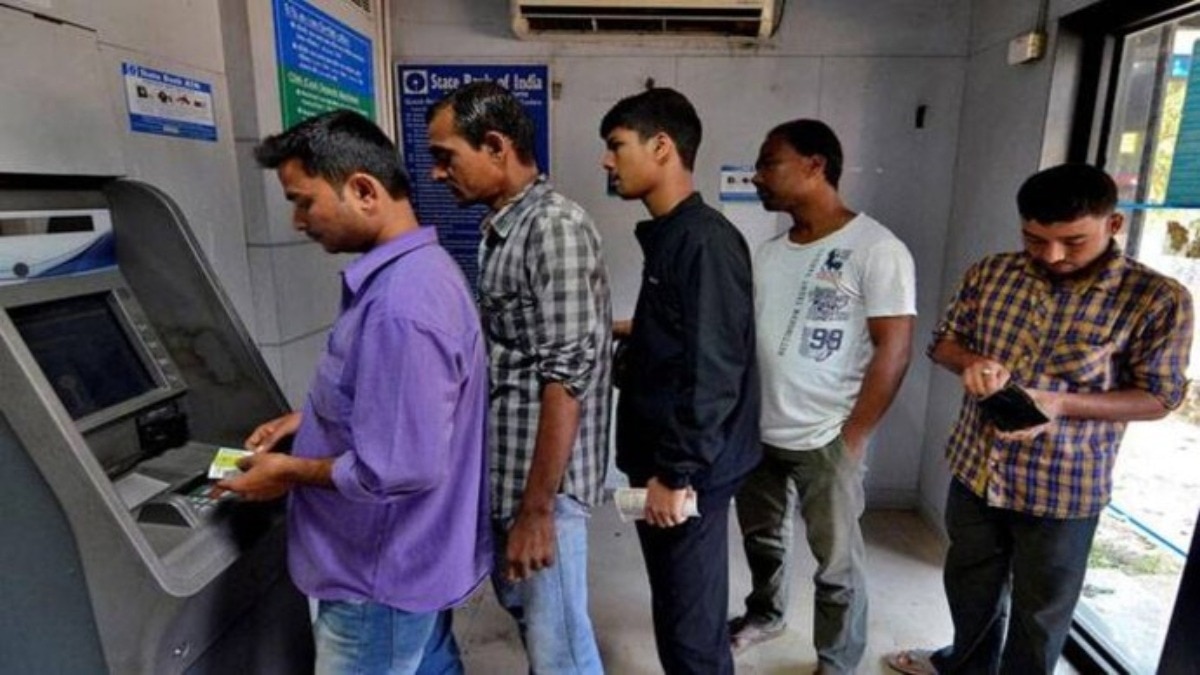 SBI Waives ATM Withdrawal Charges for Three Days