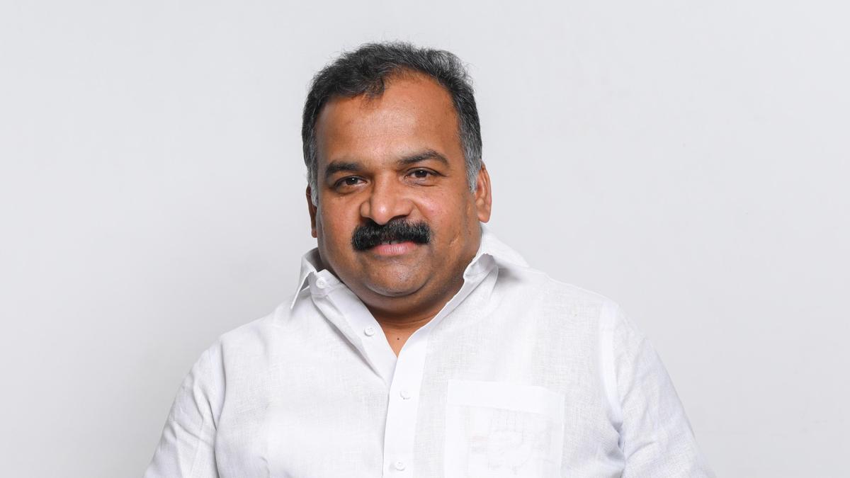 TNCC Chief Hits Out at Centre Over Rising LPG Prices, UPI Charges
