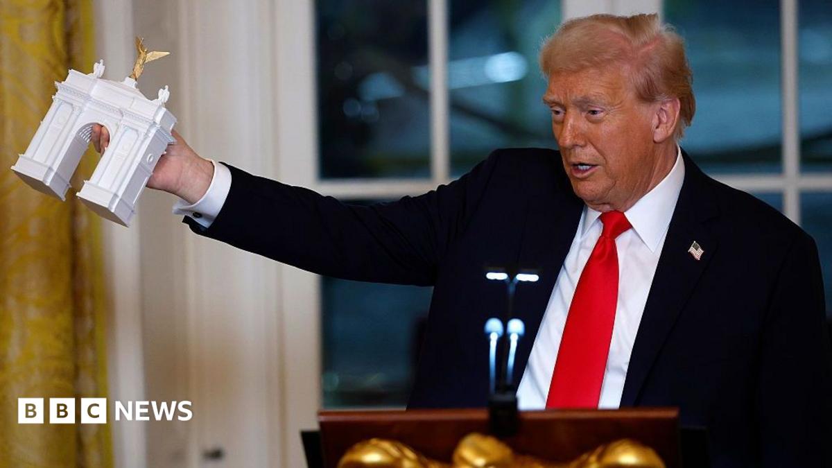 Trump administration pushes forward with controversial 250-foot arch project