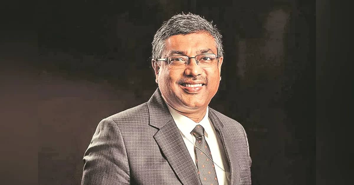 भारत को इलेक्ट्रॉनिक्स और सेमीकंडक्टर क्षेत्र में मजबूत उपस्थिति बनानी चाहिए