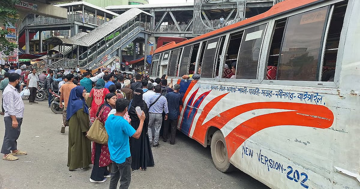 বাস ভাড়া ১০ থেকে ১৫ টাকা বৃদ্ধি, যাত্রীদের সতর্কতা