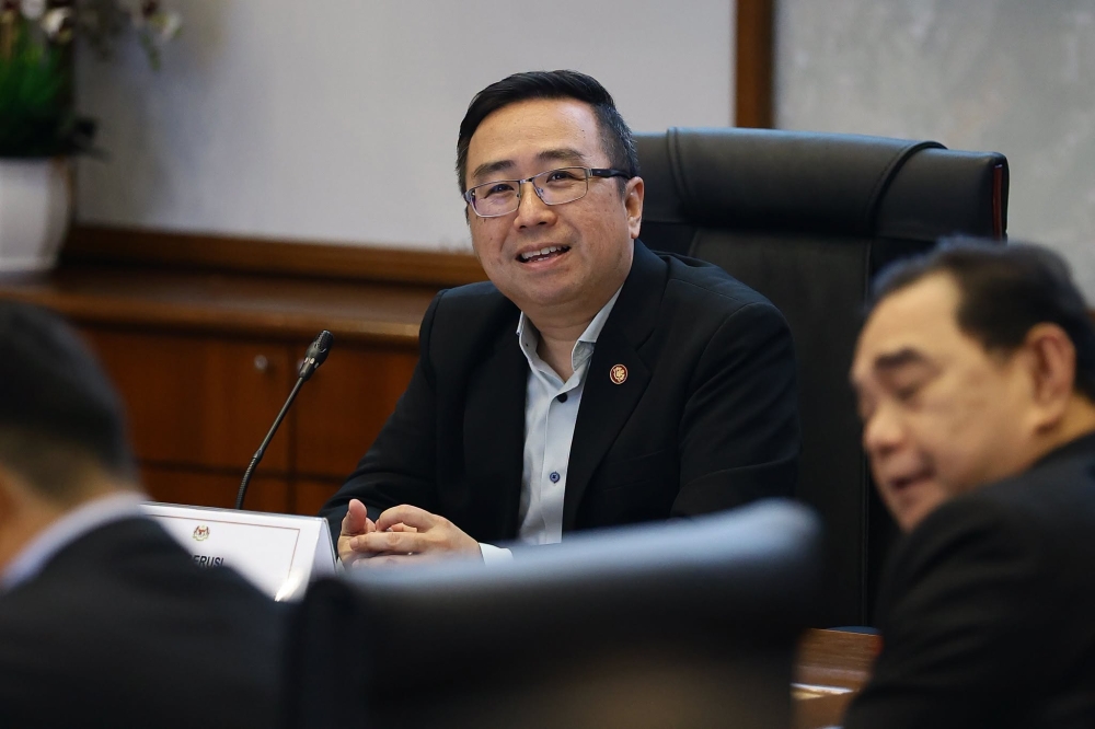 Malaysia perlu ciptakan, bukan hanya gunakan teknologi, kata Mosti