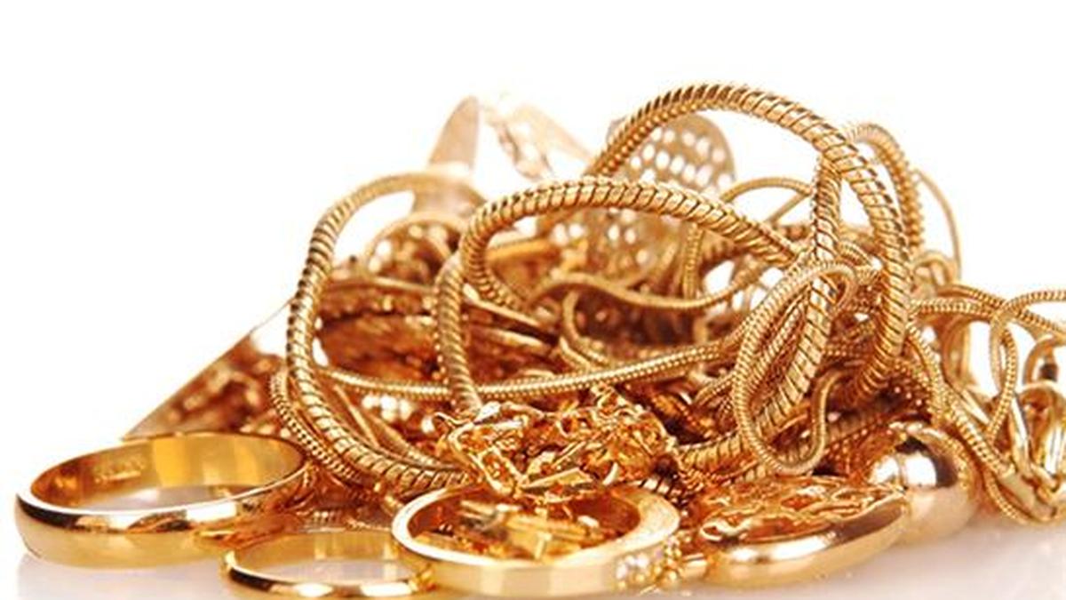 Astrologer accused of defrauding woman of 39 kg gold in religious scam