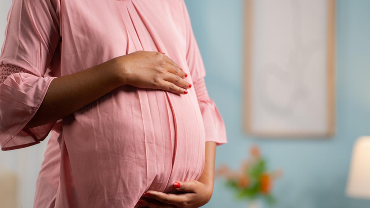 Dalit woman forced to deliver baby on roadside outside hospital