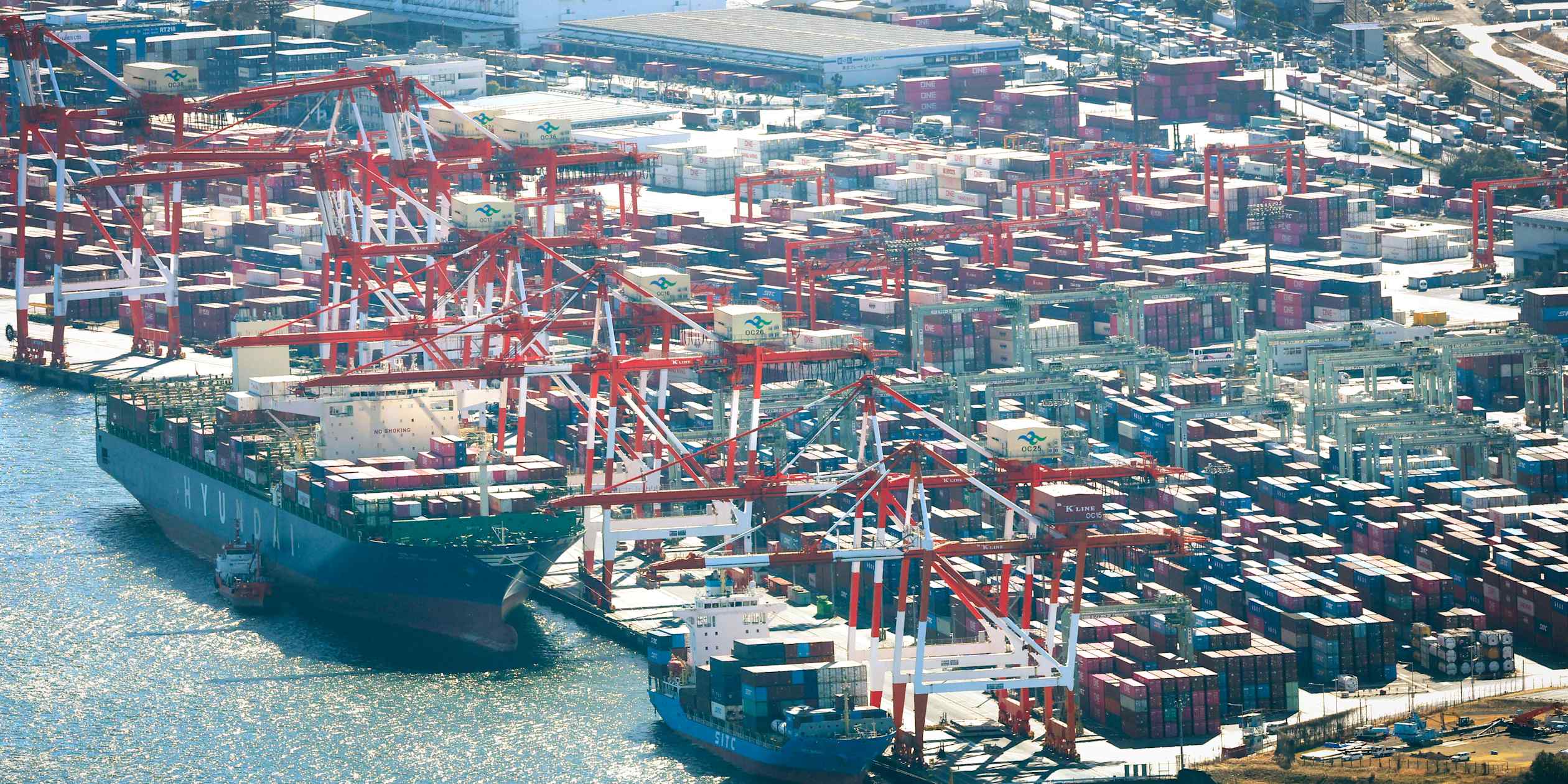 Japan's trade deficit extends to third straight month
