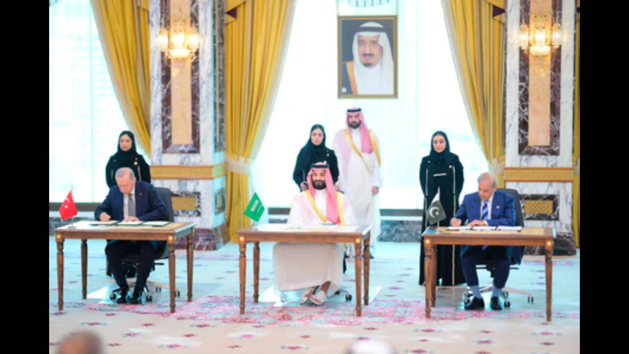 Pakistan, Turkey, Saudi Arabia to boost Gulf security amid Houthi threat