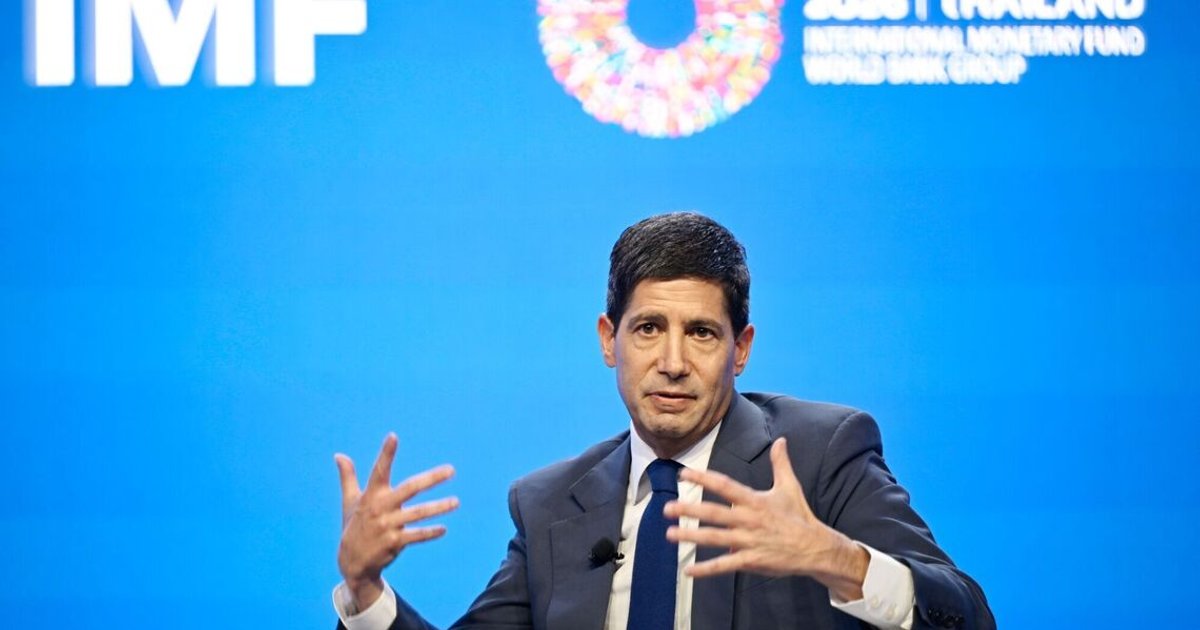 AI poses most significant economic transformation of our era: Fed official