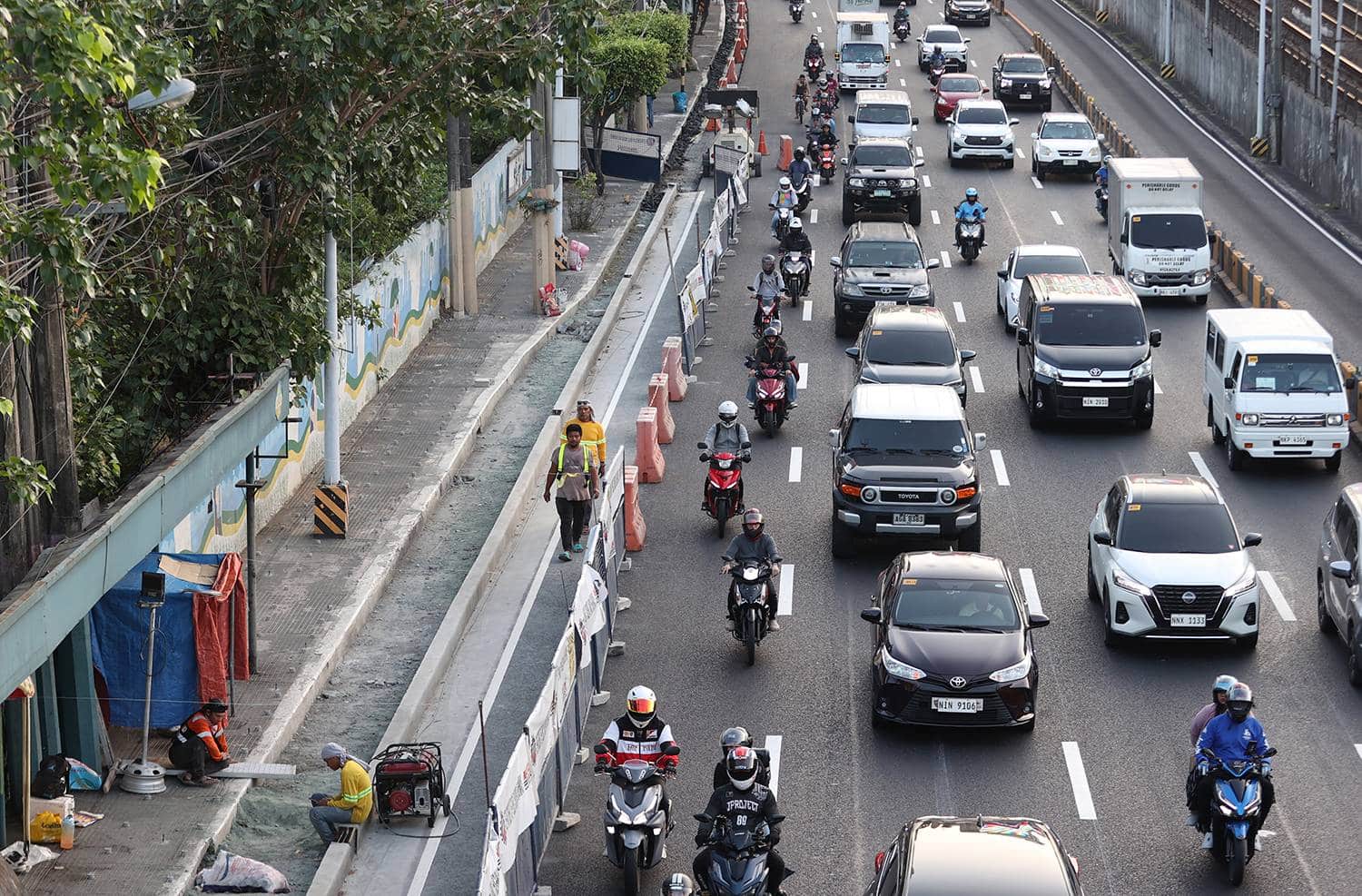 DPWH to restrict EDSA southbound traffic for rehabilitation work