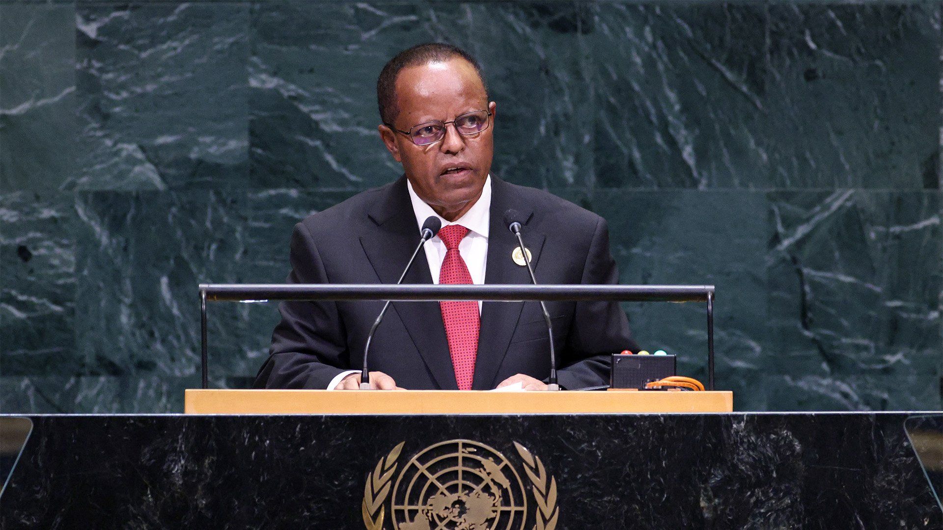 Ethiopia's leader warns of destruction as Tigray forces mount offensive