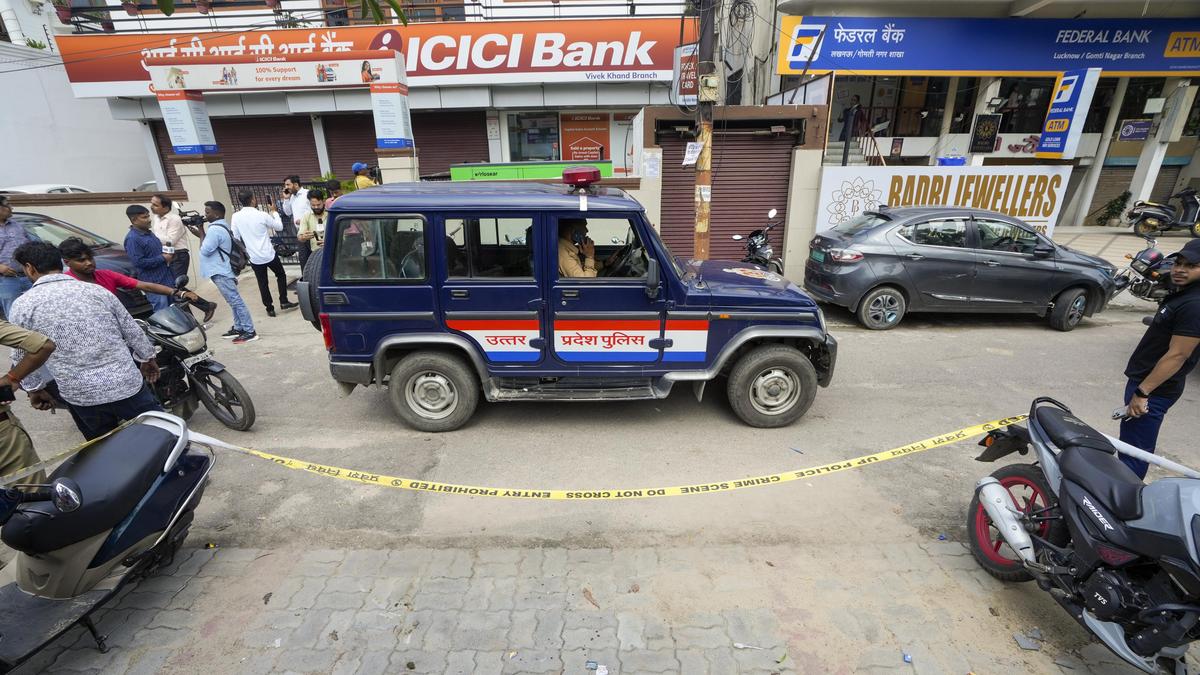 Bank employee kills wife, sister before taking own life in Lucknow