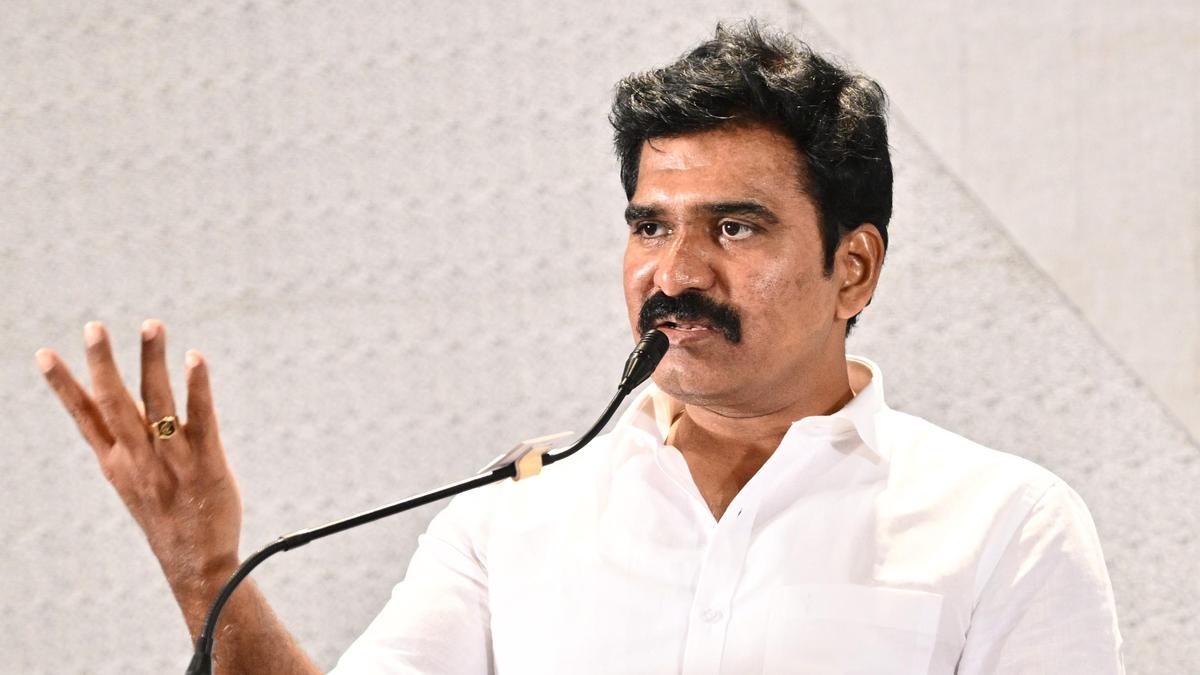 Tamil Nadu Speaker expunges Law Minister's remarks against Karunanidhi