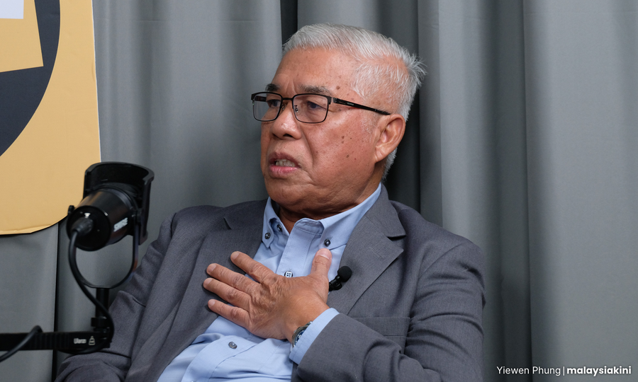 Hassan Tegaskan Bukan Anti-Monarki, Boleh Kritik Raja