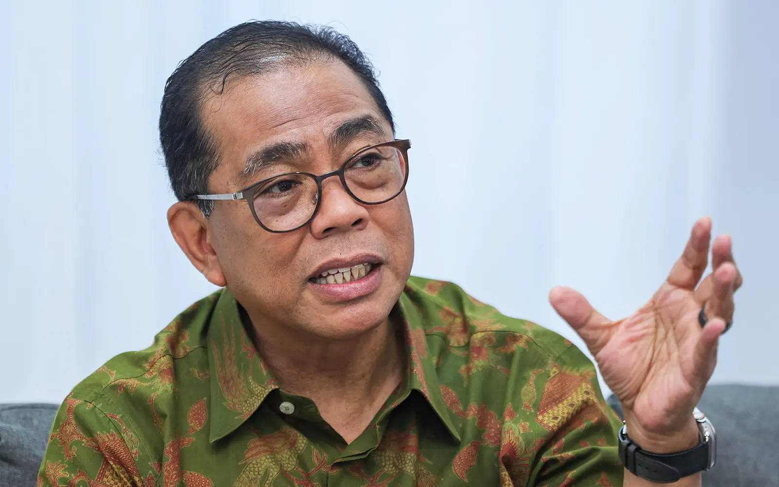 Malaysia's defence ministry defends RM420m land sale to US
