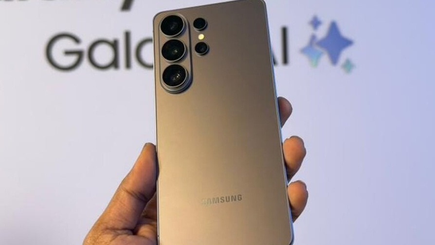 Samsung to launch AI-powered camera phone on August 27 at lower price