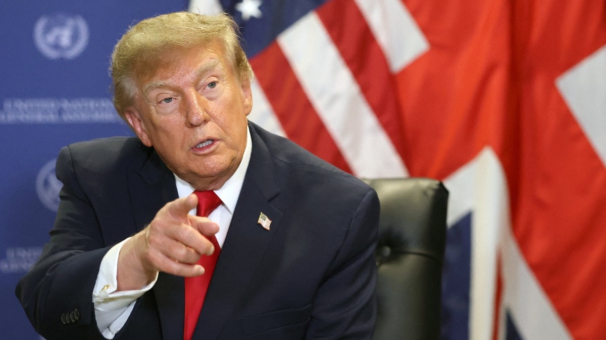 Trump backs AI expansion plan with tech sector, sidesteps safety concerns