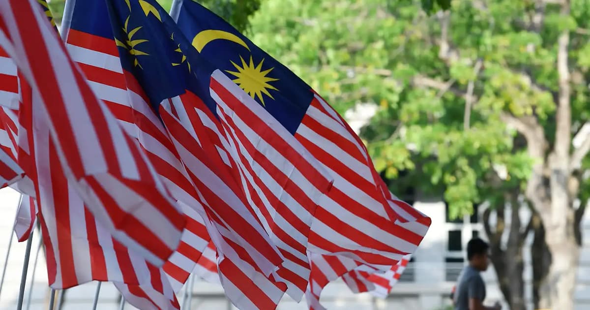 Pertanyaan Patriotisme: Adakah PAS-UMNO Berpegang pada Prinsip yang Sama?