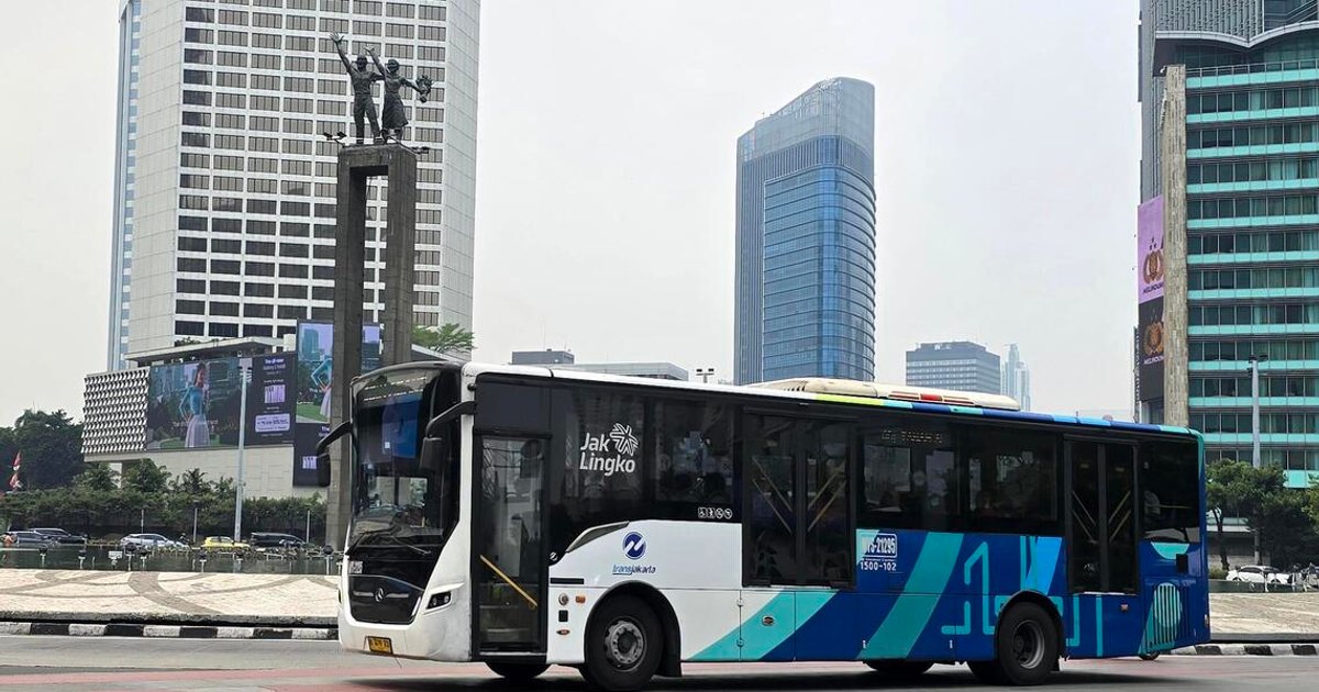Jakarta eyes helicopters and boats to ease transport congestion