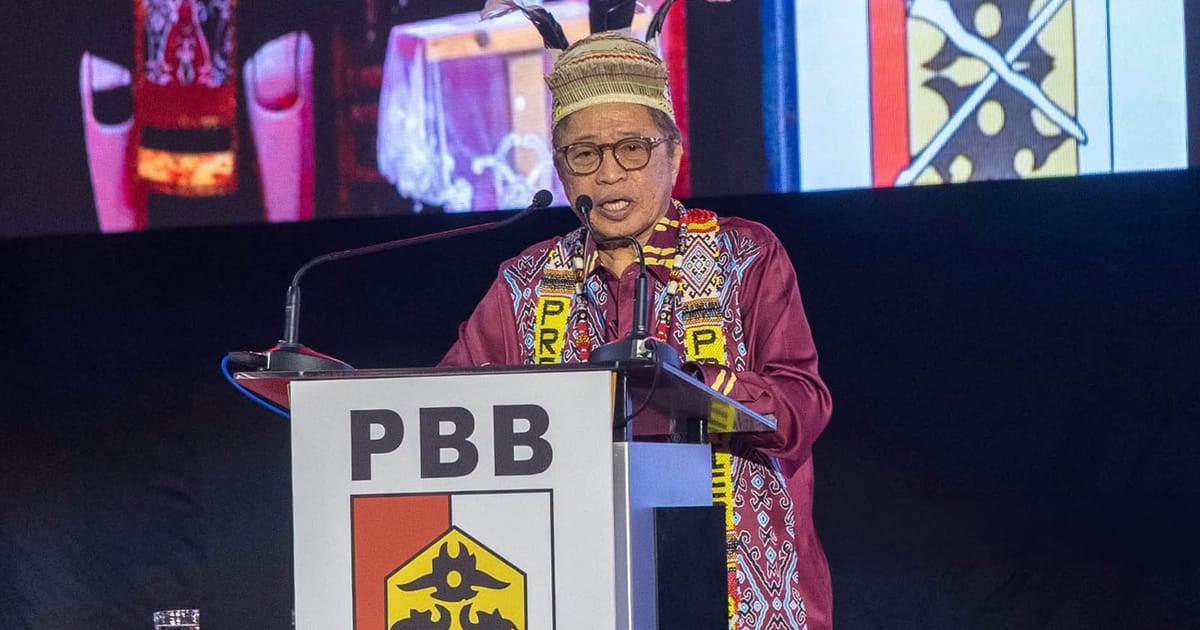 Abang Johari Isyaratkan Kemungkinan Berhenti Sebagai Ketua Menteri Sarawak