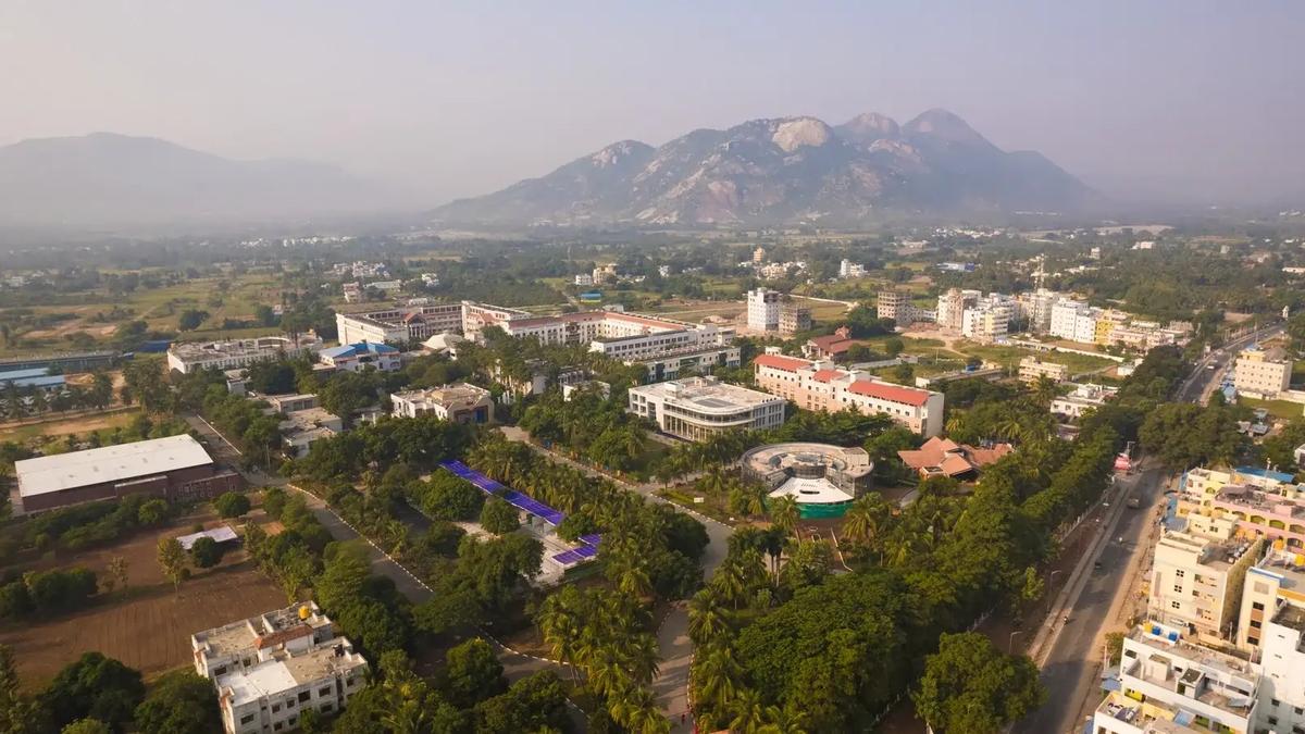 University expands scholarship reach for disadvantaged, first-generation students