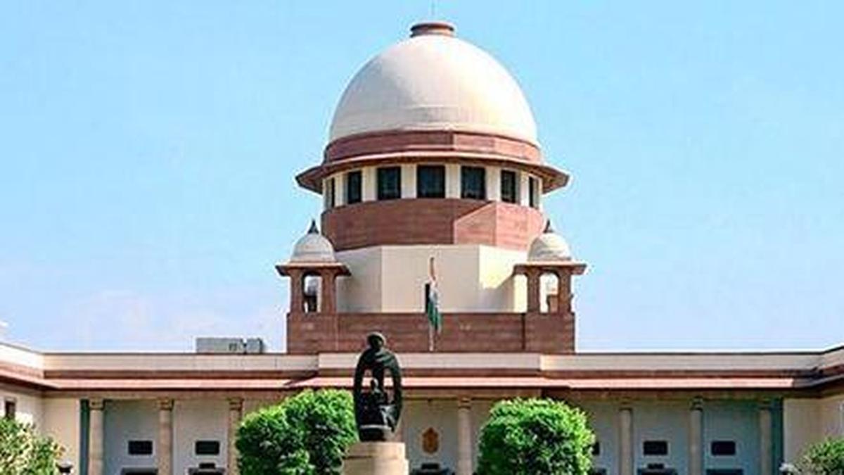 Supreme Court urges CBSE to adopt three-language policy from Class 6