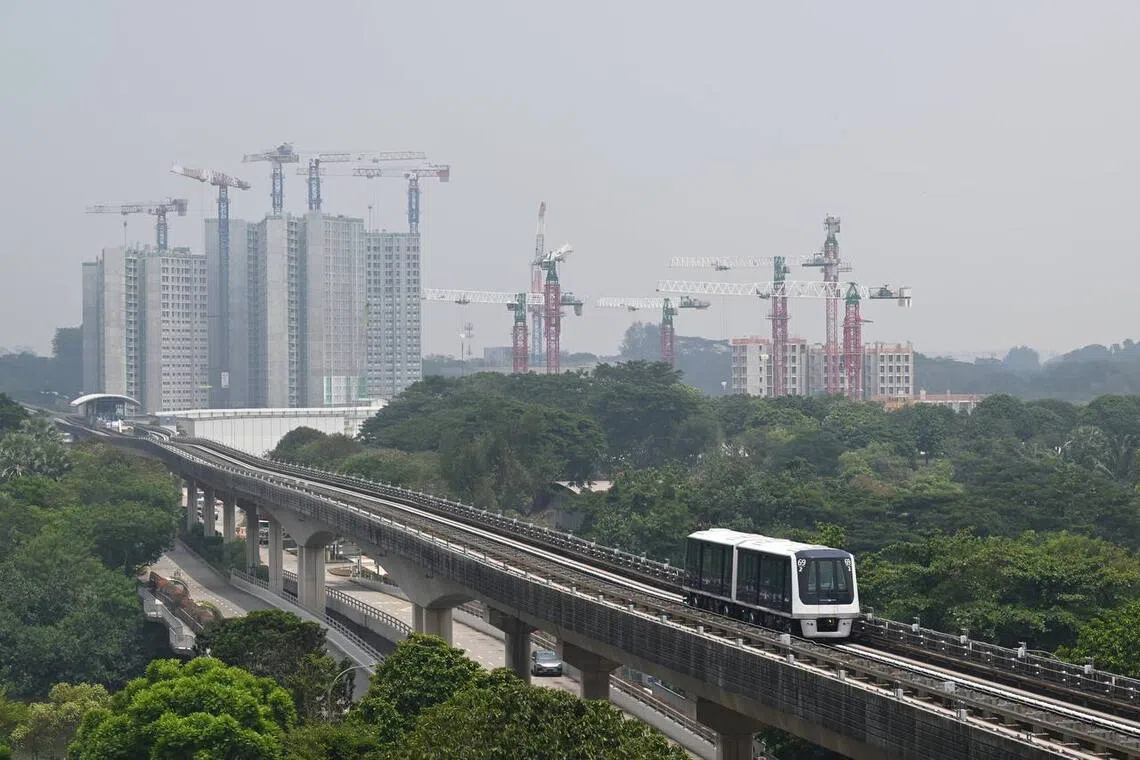 Singapore firms prepare contingency plans as air quality dips to unhealthy levels