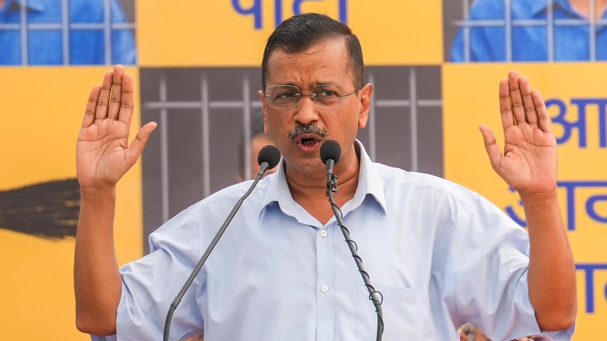 Delhi Election Commission Issues Notice to Kejriwal and Family Members