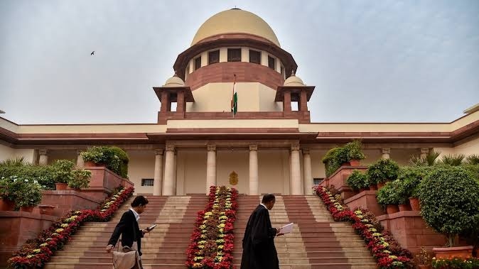 Supreme Court Issues Contempt Notice to Home Ministry Over Delhi Protests