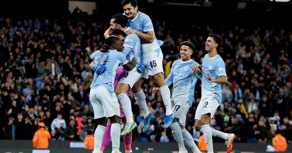 Manchester City advances to League Cup semi-finals after penalty shoot-out victory
