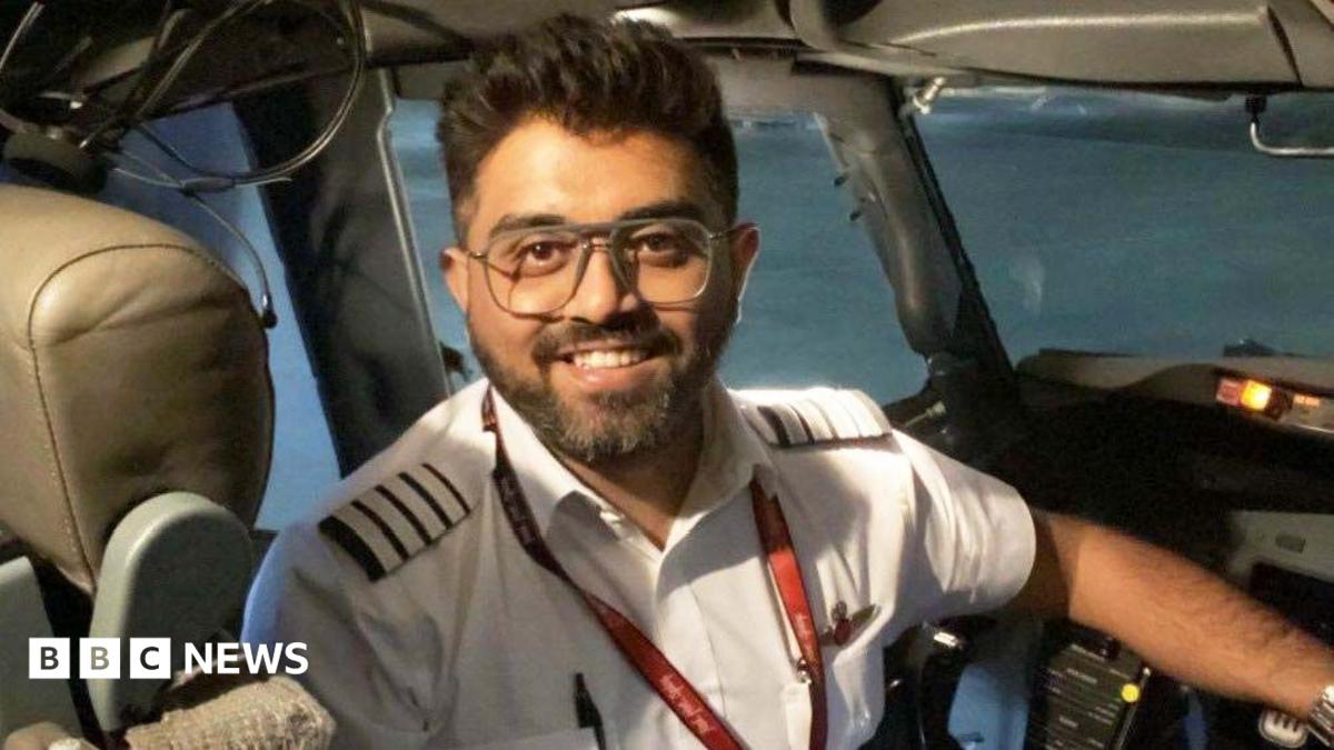 Indian pilot subdued attacker on Tel Aviv-bound flight