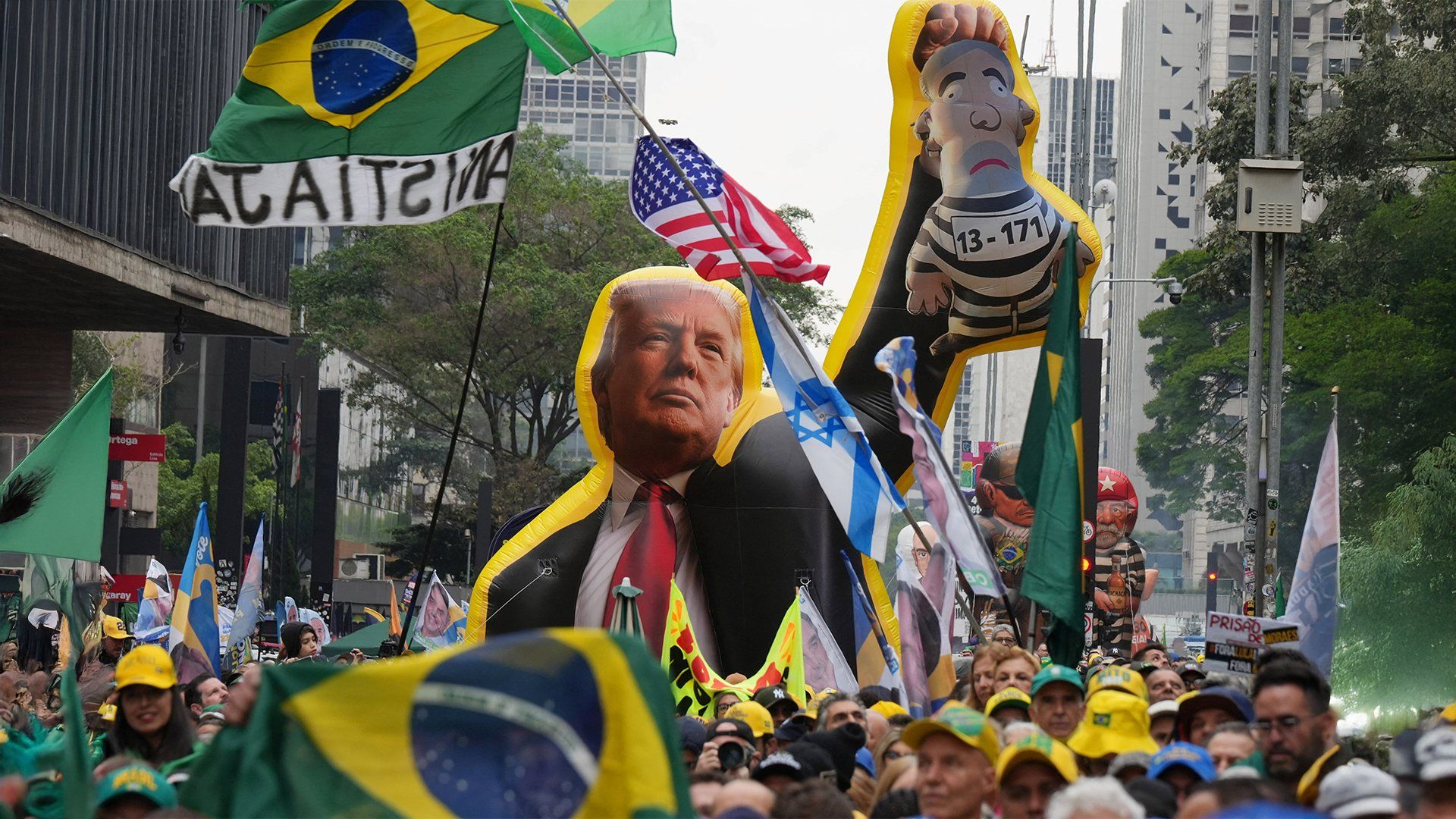 Brazil's presidential frontrunners campaign as nation celebrates independence