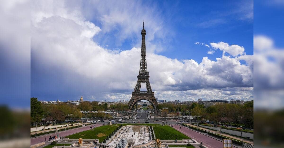 Eiffel Tower closes over gender exclusion during Hindu group visit