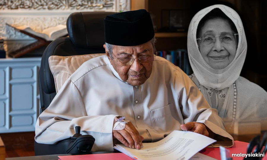 Dr Mahathir Bersyukur atas Pernikahan 70 Tahun dengan Hasmah