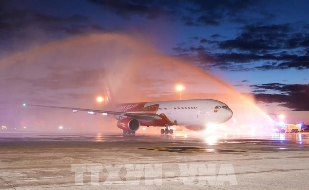 Vietnam's aviation sector set for double-digit growth through 2026