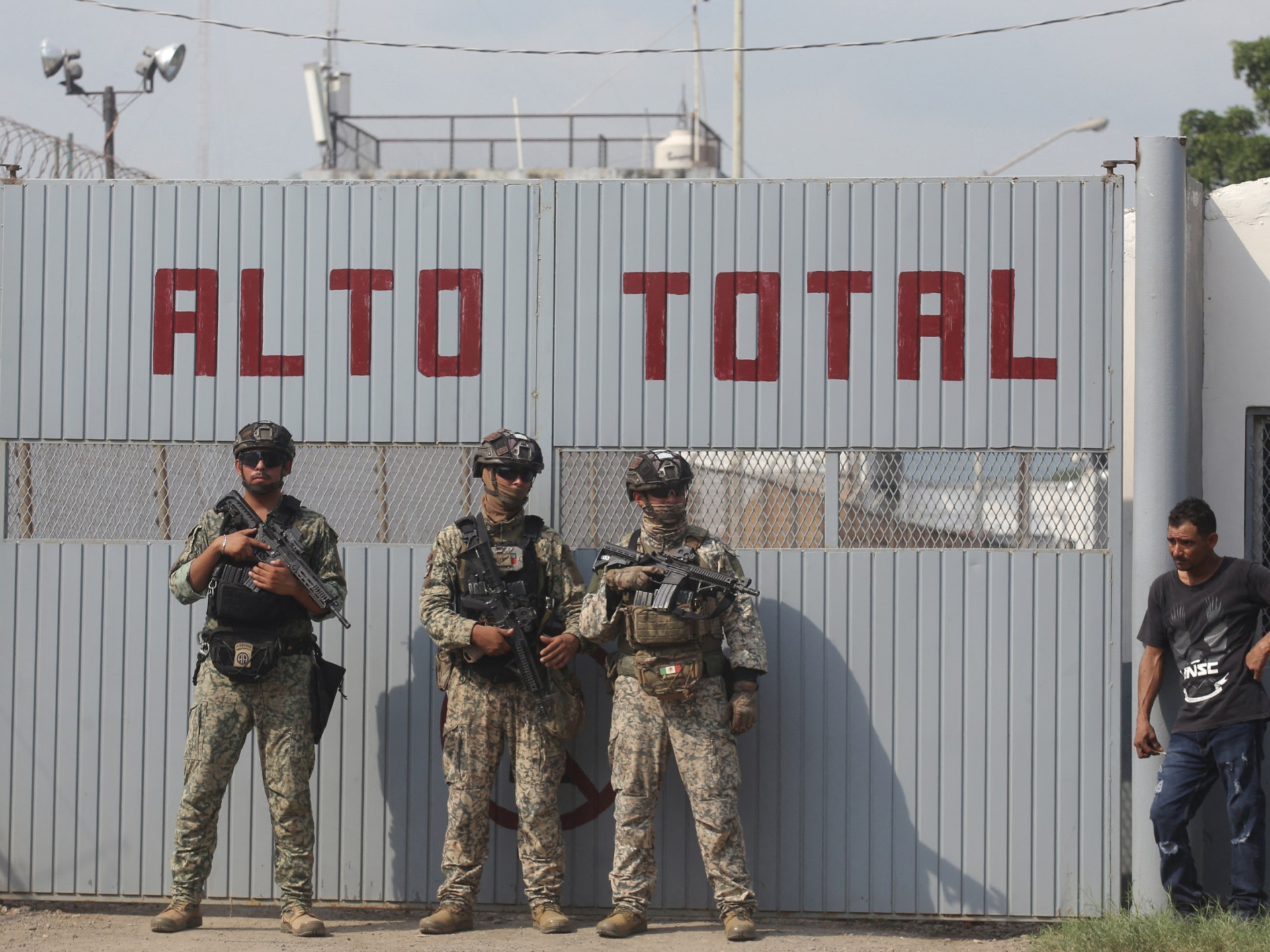 Ten killed in violent confrontation at Sinaloa prison facility