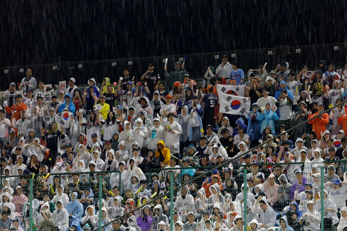 Rain Forces Sri Lanka, Bangladesh Into Cricket Semi-Finals