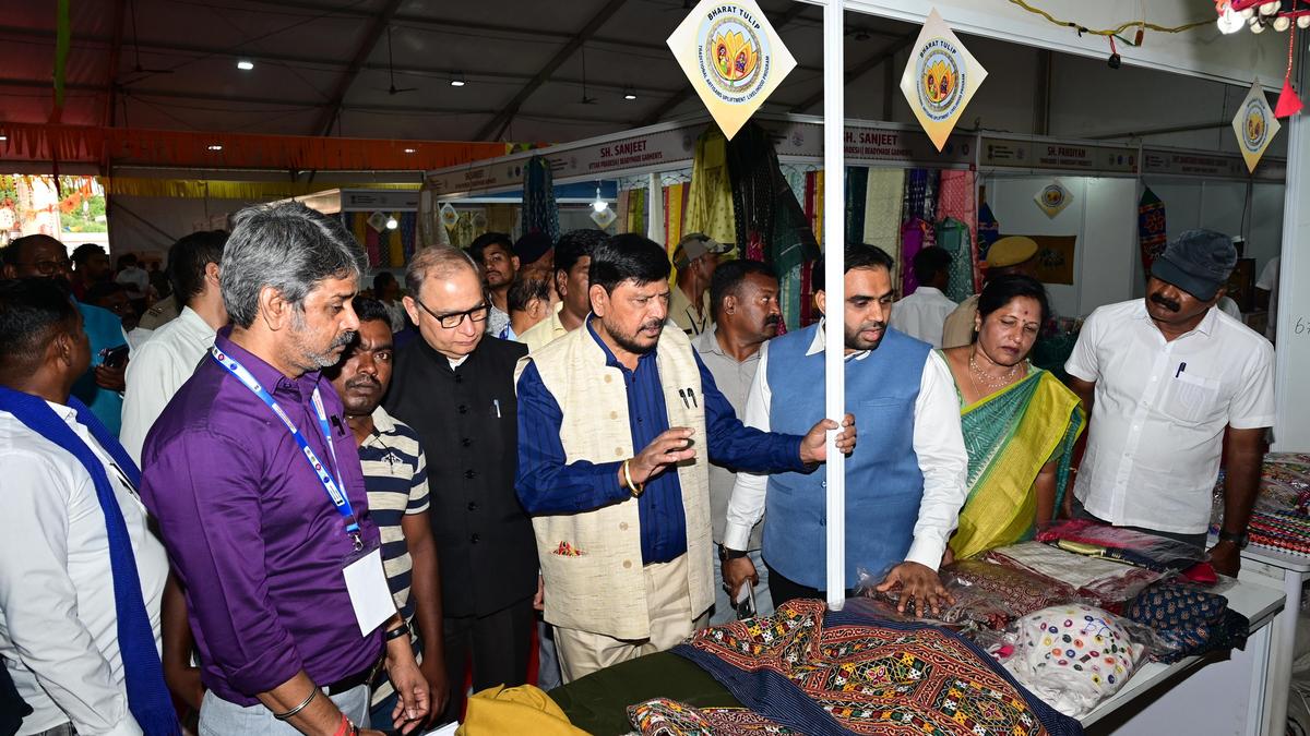 Prison bakery finds footfall at Mysuru Dasara exhibition stall