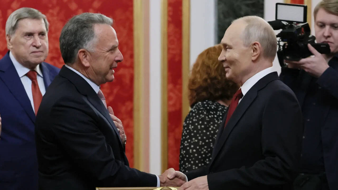 Putin meets US envoy to discuss Ukraine peace, prisoner release