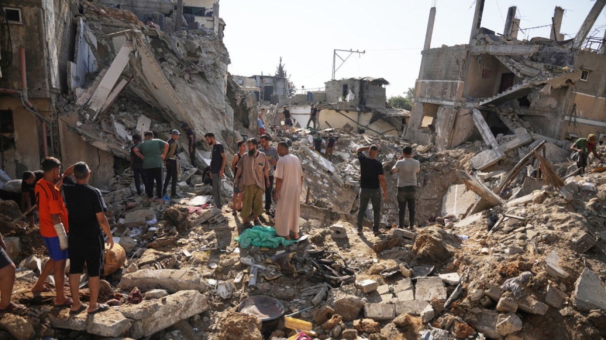 Former diplomats call on France, UK to impose sanctions on Israel