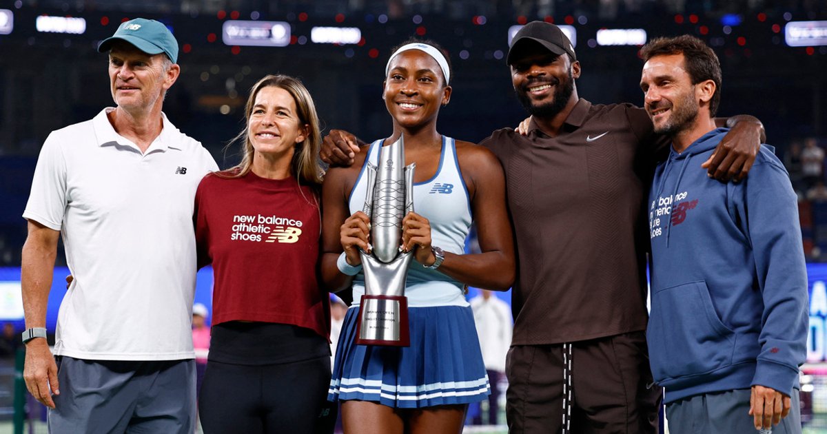 Top seed Sabalenka exits Wuhan Open after loss to unseeded Li