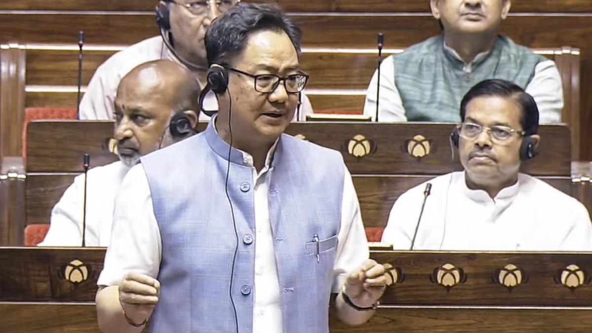 Rijiju challenges Rahul on swimming prowess in political fitness exchange