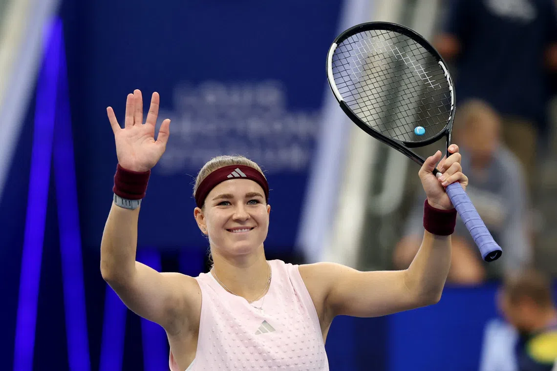 Muchova dominates Boulter to advance at US Open