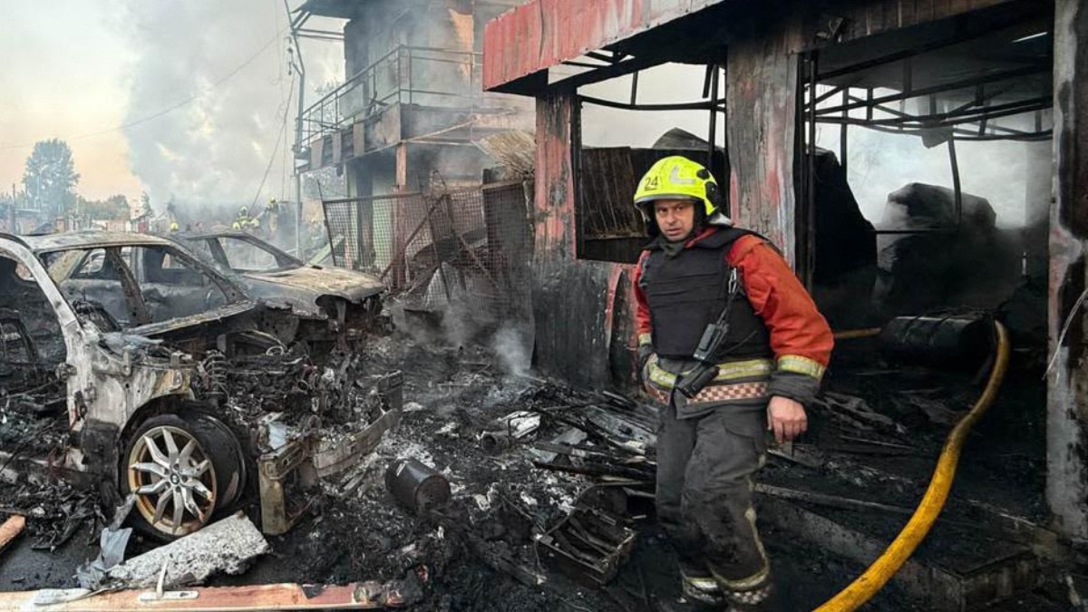 Russia Launches Major Assault on Ukraine, Kills at Least 19 Civilians