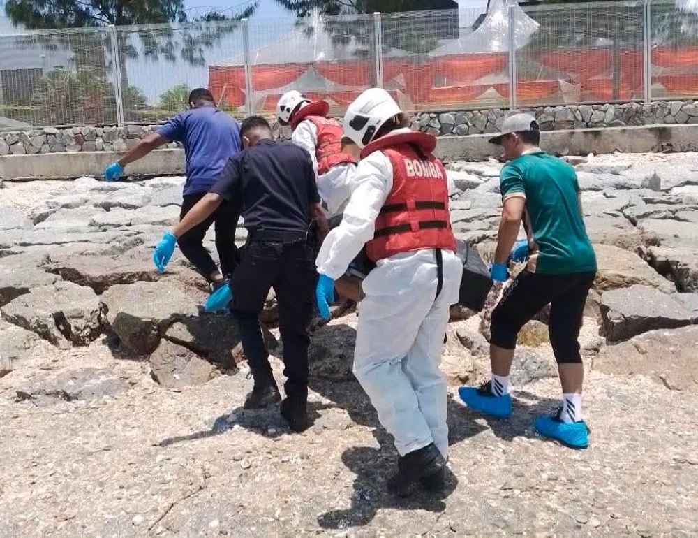 Body of elderly fisherman discovered along Melaka shoreline