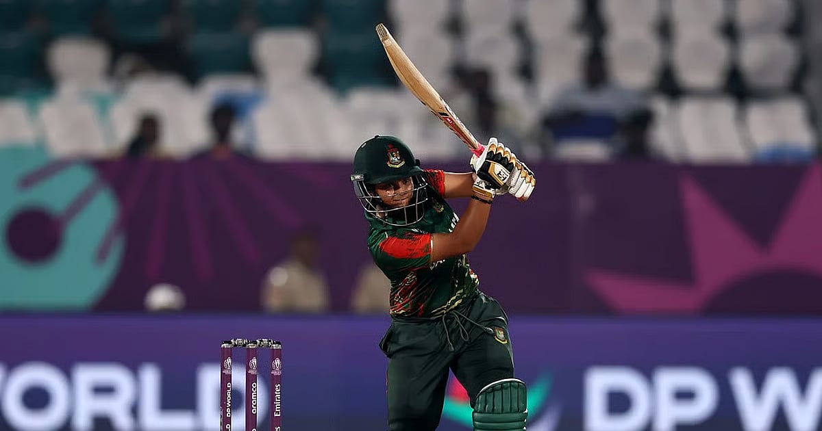ব্রিসবেনে অস্ট্রেলিয়ার বিপক্ষে সোভানা মোস্তারি শতক করেছেন