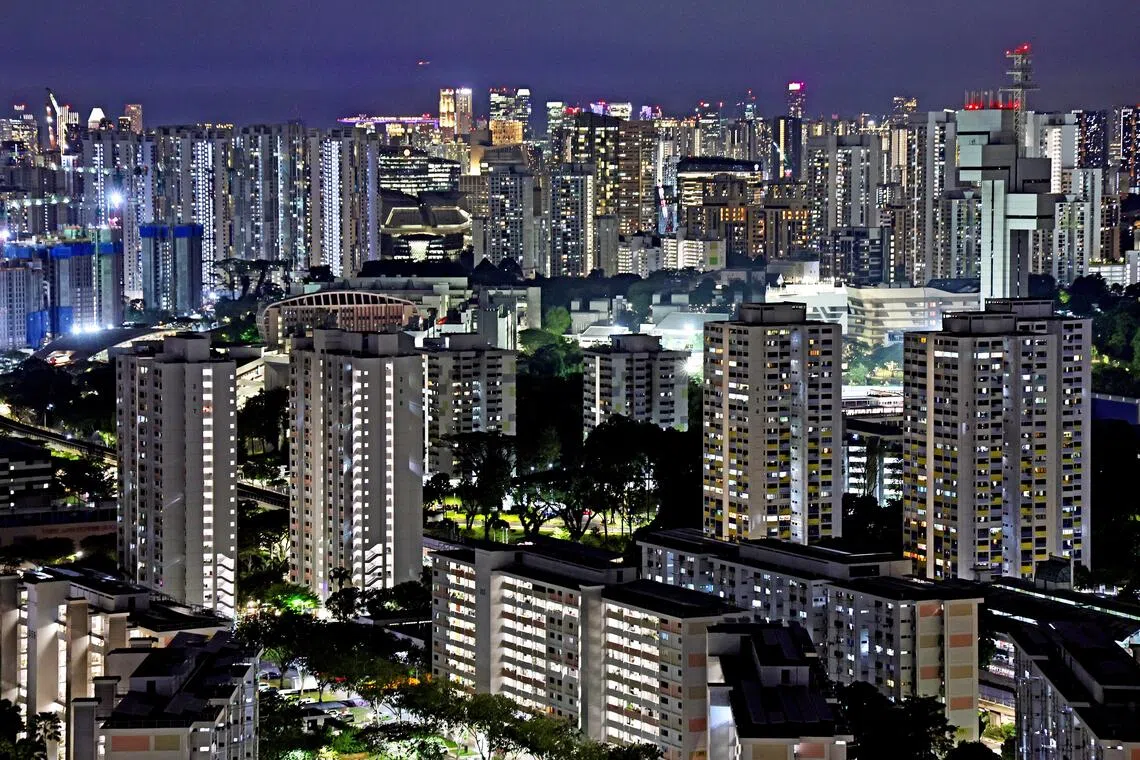 Singapore household electricity tariffs to drop 10.4% in fourth quarter