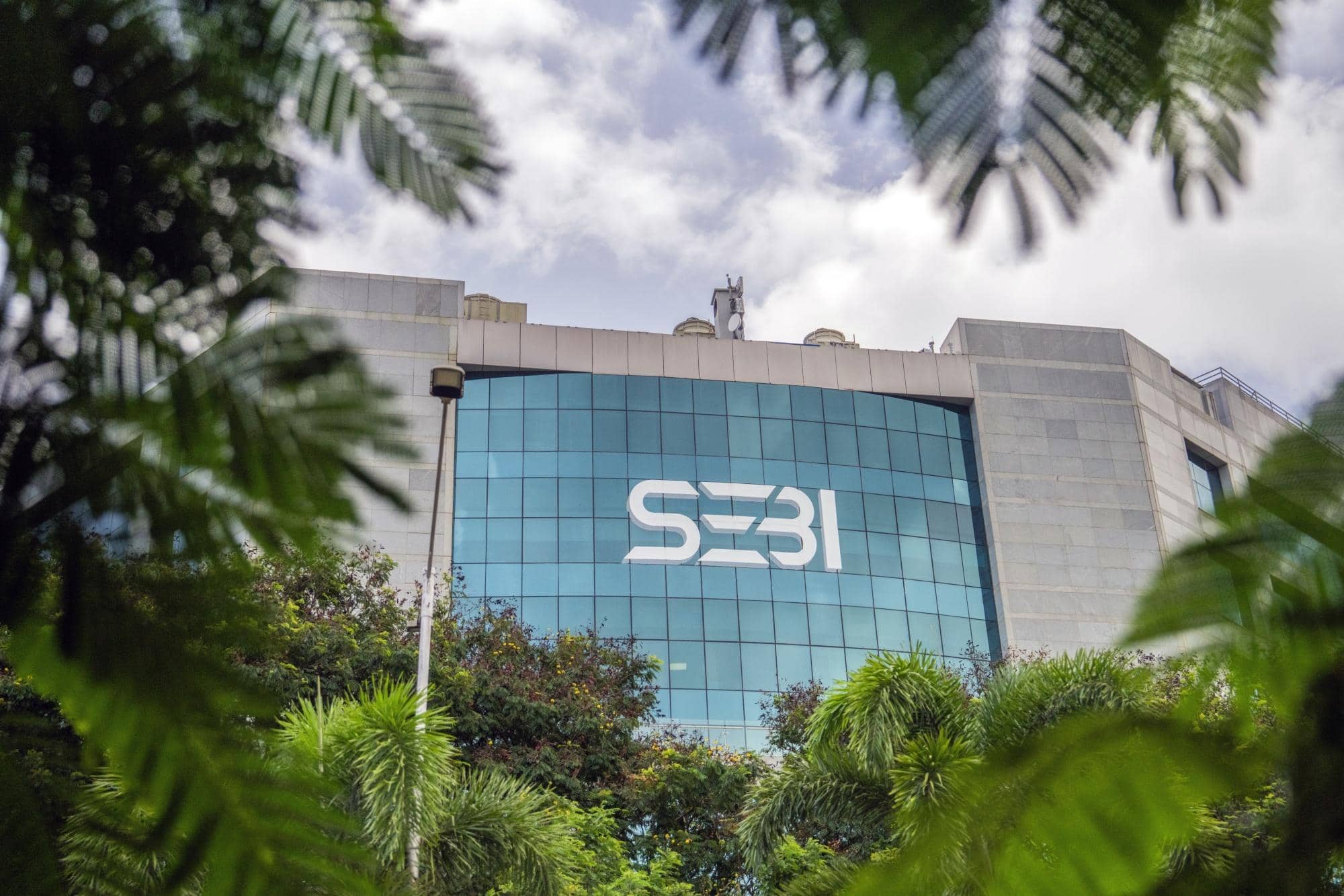 Sebi eases FPI compliance requirements with extended KYC review periods