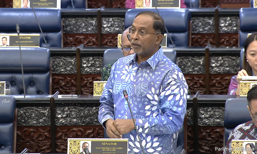 Kementerian Standardkan Peraturan Disiplin Universiti di Seluruh Negara
