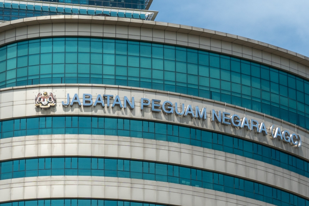 AGC diberi dua minggu tangani maklum balas Raja tentang pemisahan jawatan