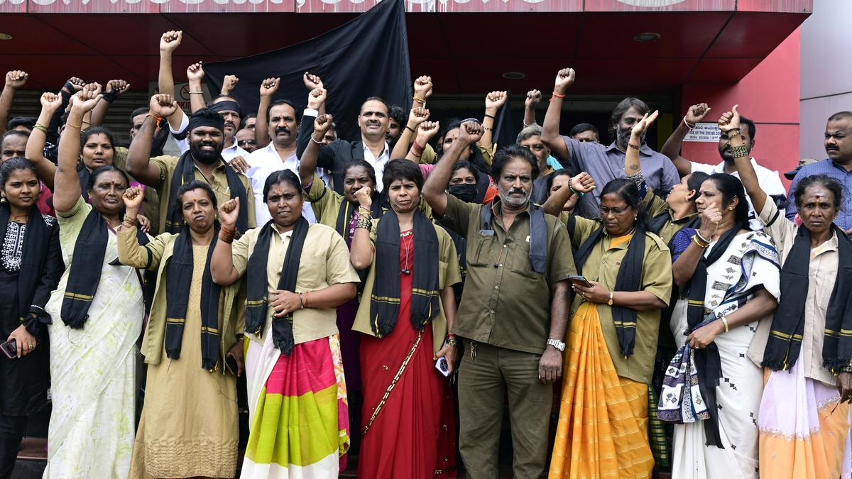 Bengaluru private transport operators threaten bandh over fare regulations