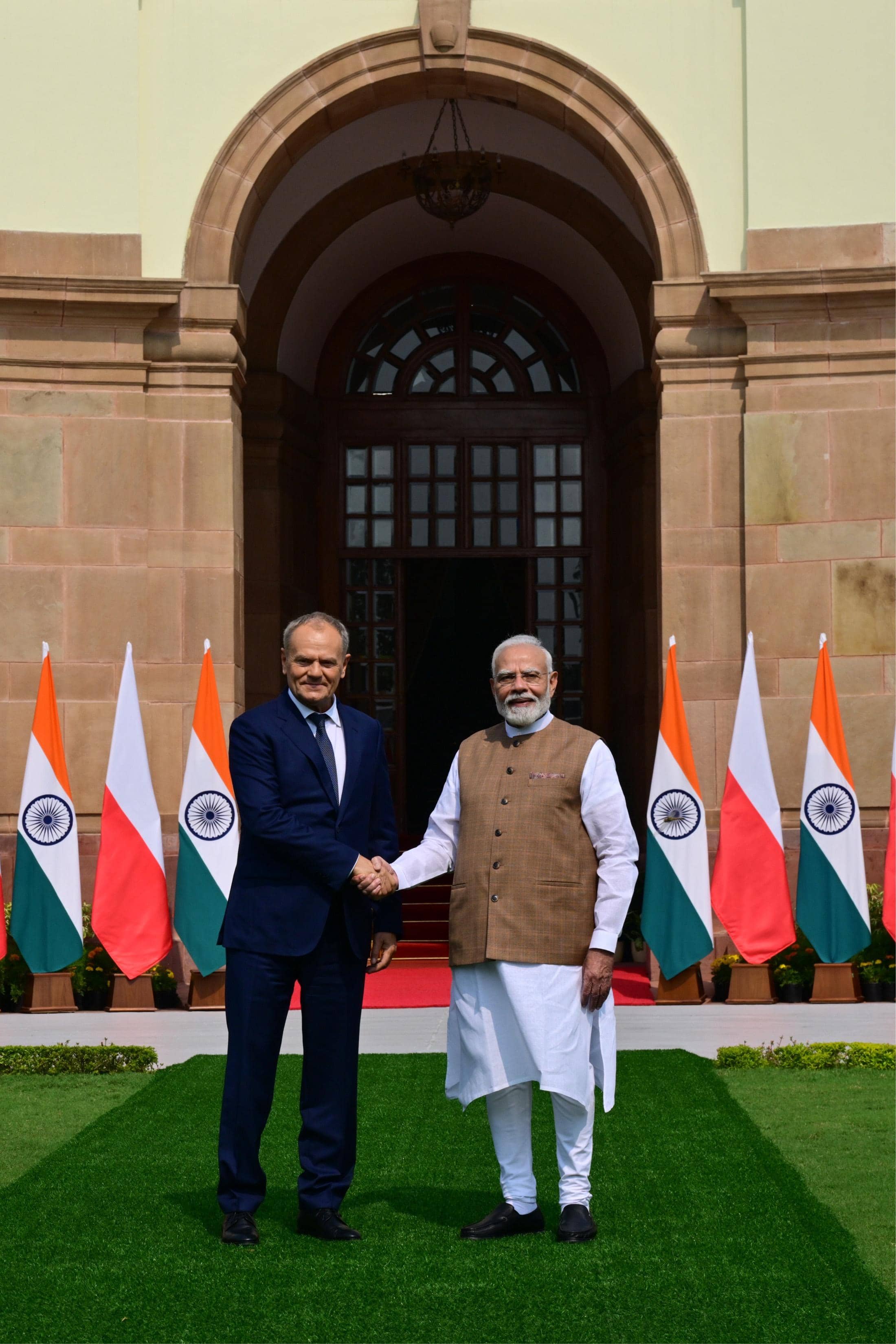 India and Poland chart deeper defence ties, eye trade doubling